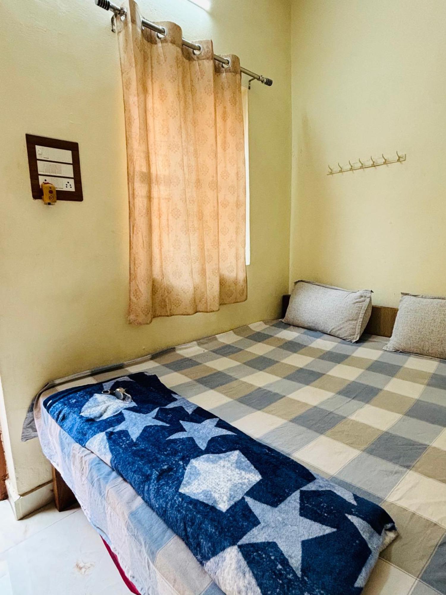 Mahesh Guest House Hampi Ngoại thất bức ảnh